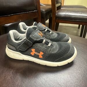 Under Armour Black and Orange Sneakers with Modern Silhouette
